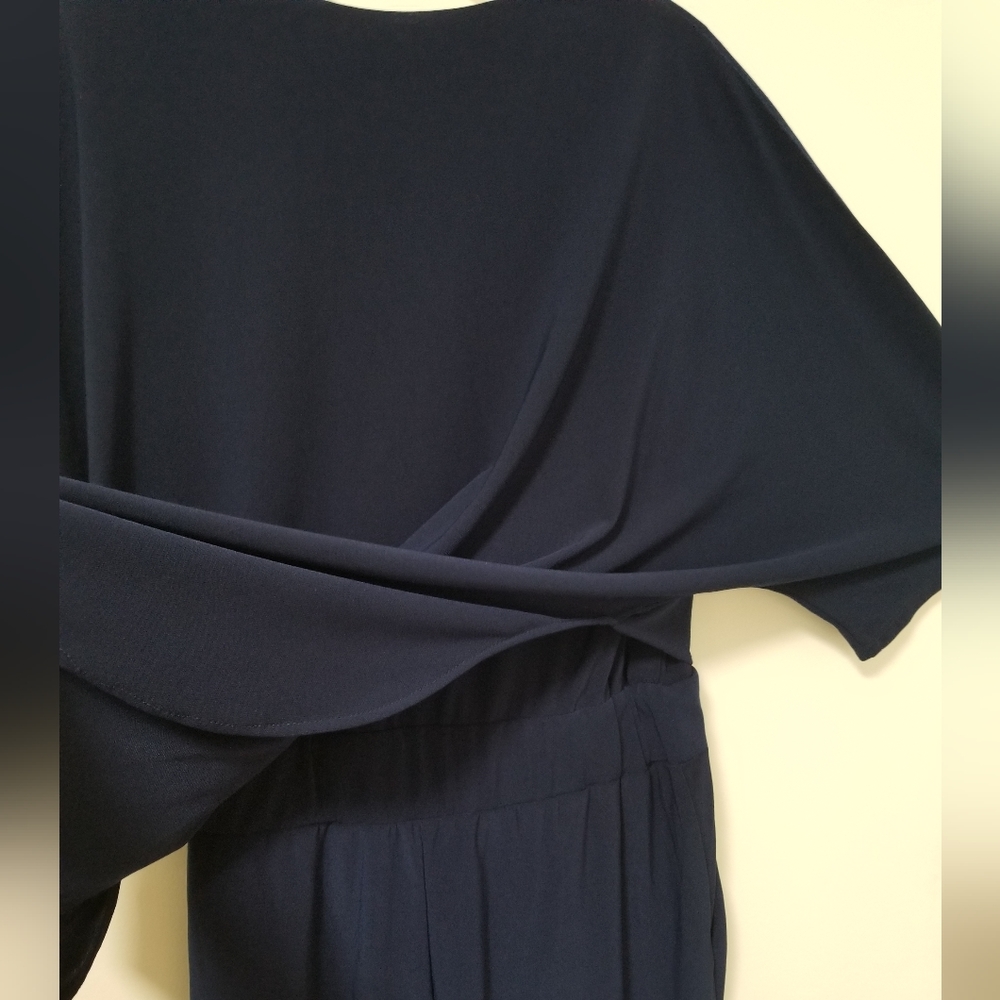New Neiman Marcus Navy Blue Jersey Jumpsuit Wide Leg Stretch with Cape Size 8 - Picture 8 of 12